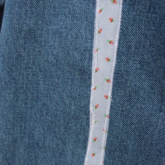 Upcycled Levi's Jeans - Picture 4 of 8